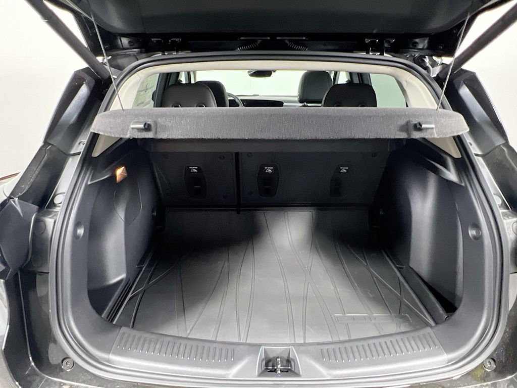 New 2025 Buick Encore GX Avenir w/ Avenir Technology Package image 24