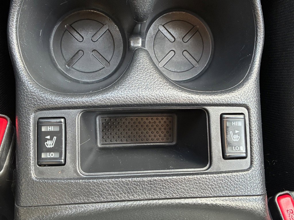 Used 2018 Nissan Rogue SV w/ Premium Package image 25