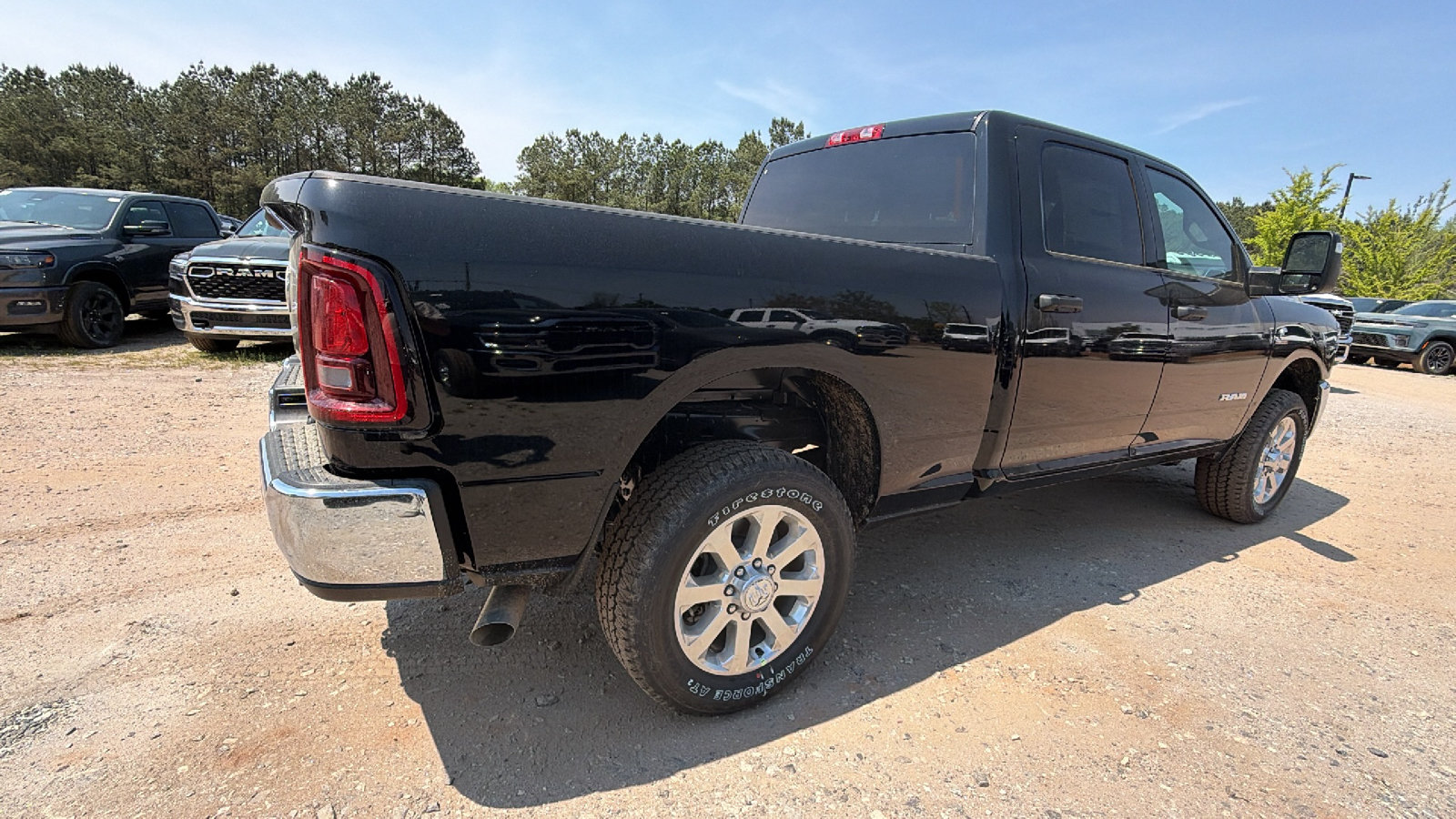 New 2026 RAM 2500 Big Horn AWD/4WD image 8