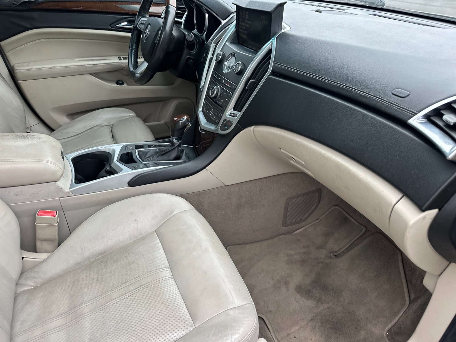 Used 2011 Cadillac SRX Performance FWD image 14