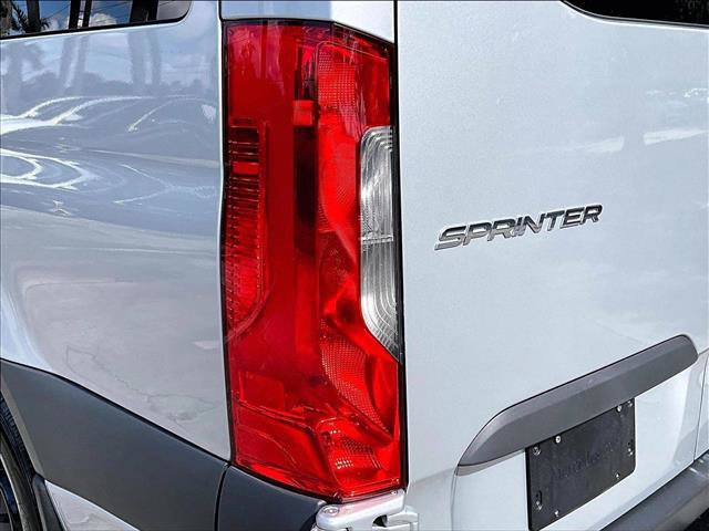 Used 2023 Mercedes-Benz Sprinter 2500 image 30