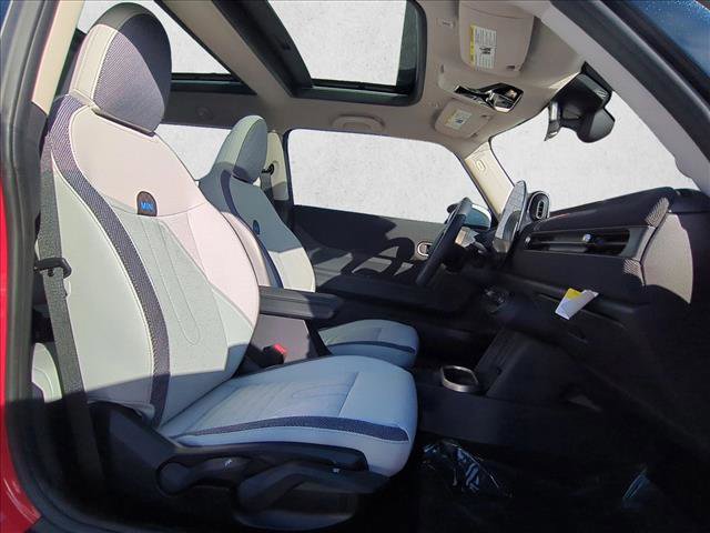 Certified 2025 MINI Cooper S image 19