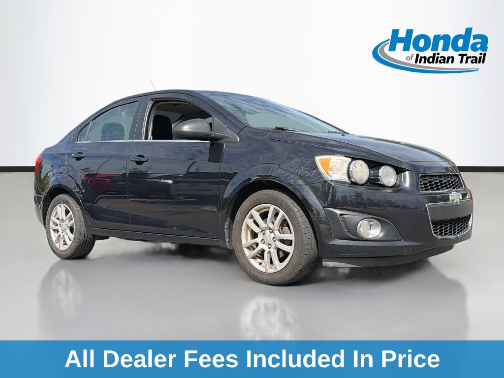 Used 2013 Chevrolet Sonic LT w/ Wheels and Fog Lamp Package FWD image 1