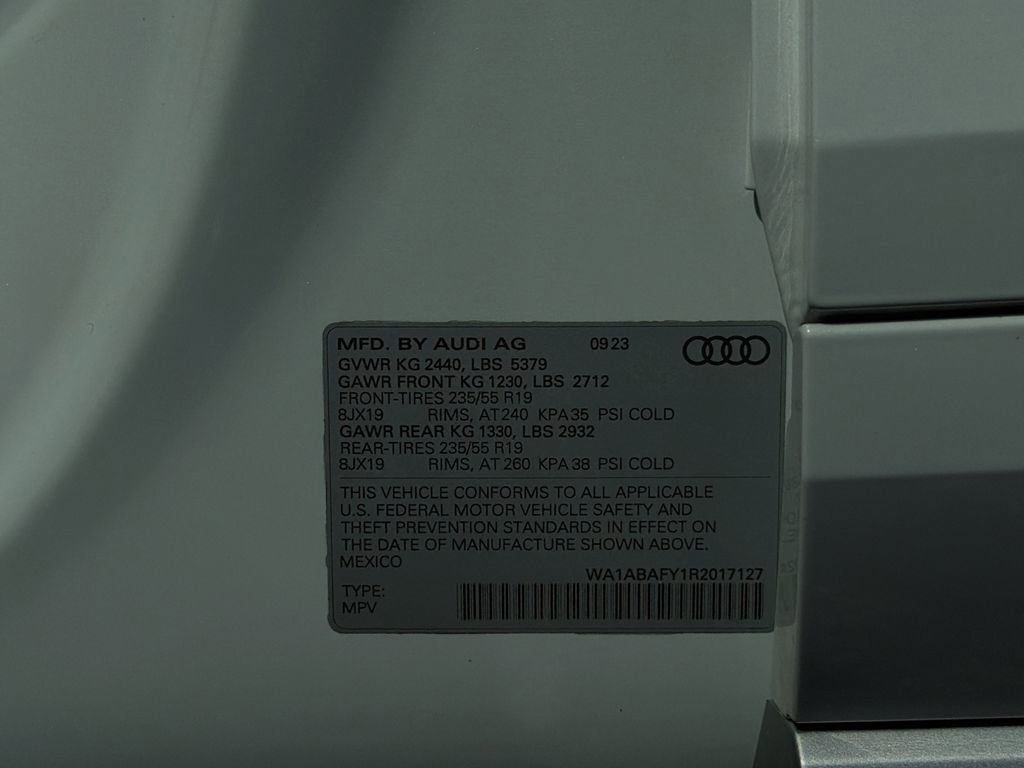 Used 2024 Audi Q5 2.0T Premium AWD/4WD image 27