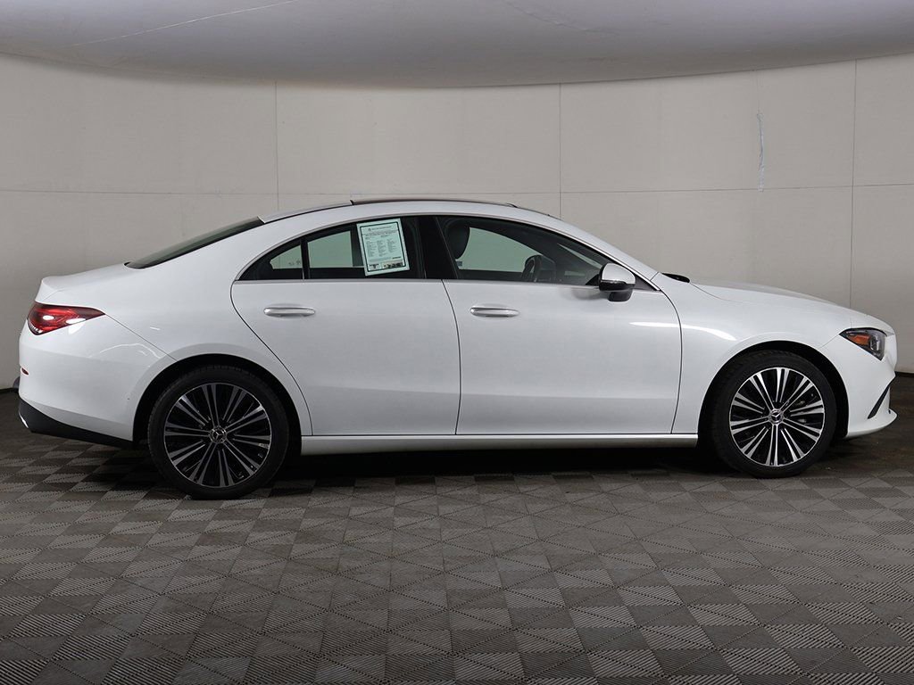 Used 2022 Mercedes-Benz CLA 250 4MATIC w/ Premium Package Lite image 17