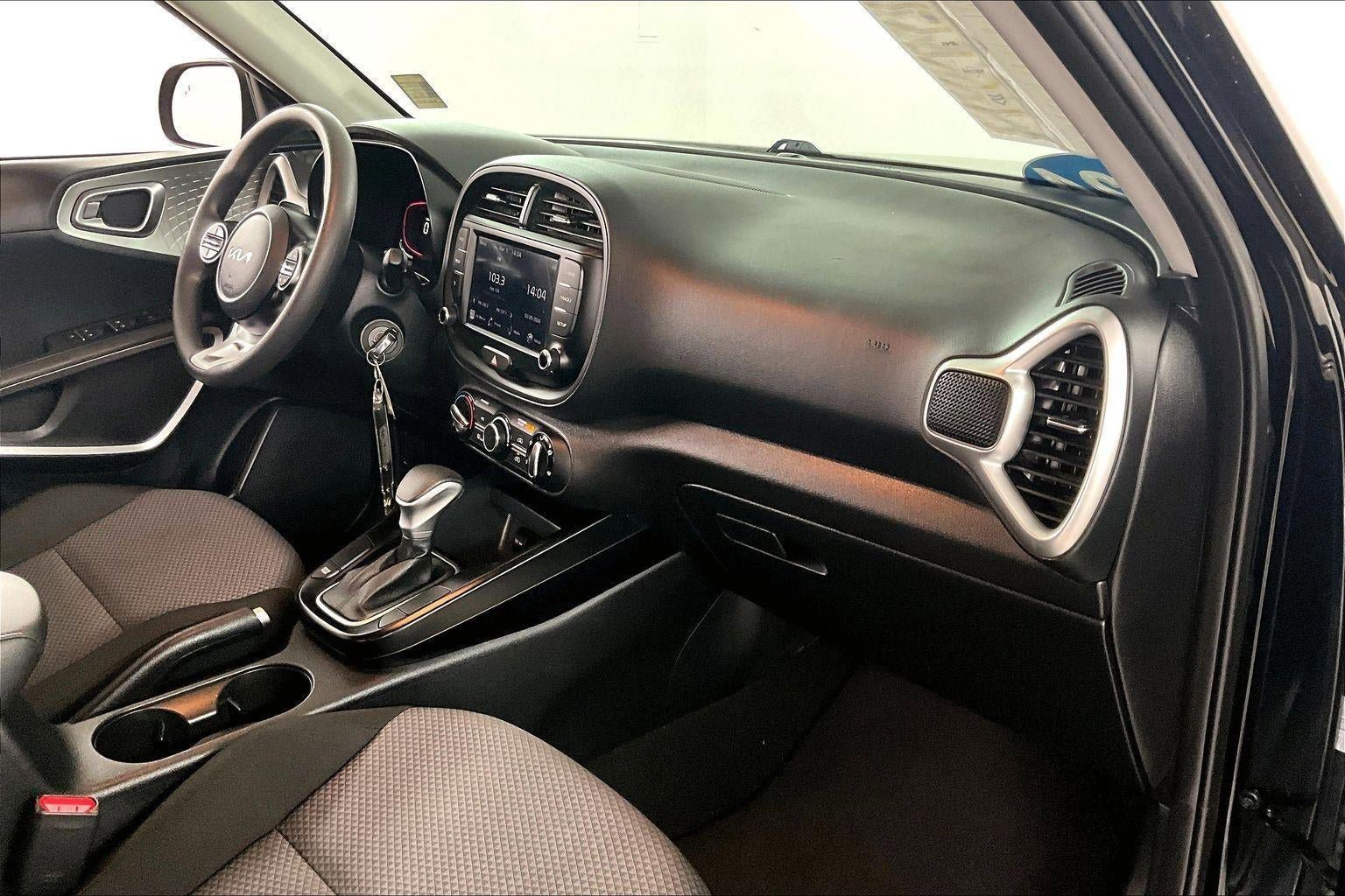 Used 2024 Kia Soul LX w/ Option Group 015 image 26