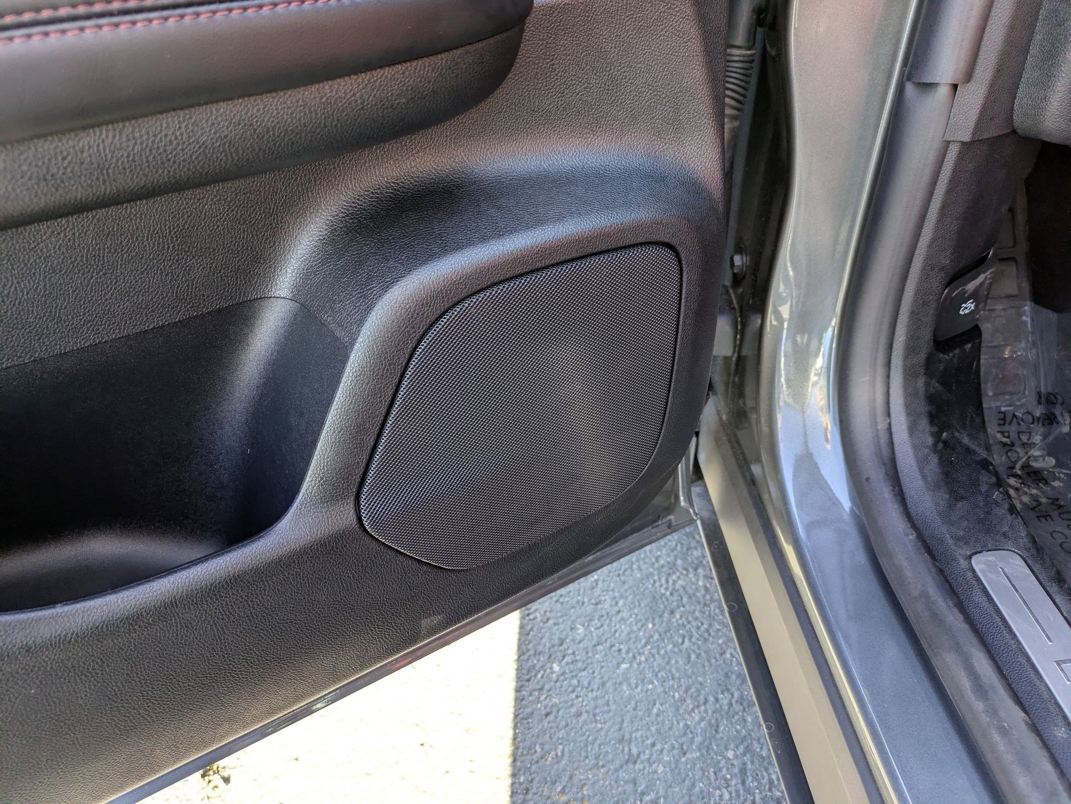 Used 2025 Lincoln Corsair Grand Touring w/ Equipment Group 302A image 13