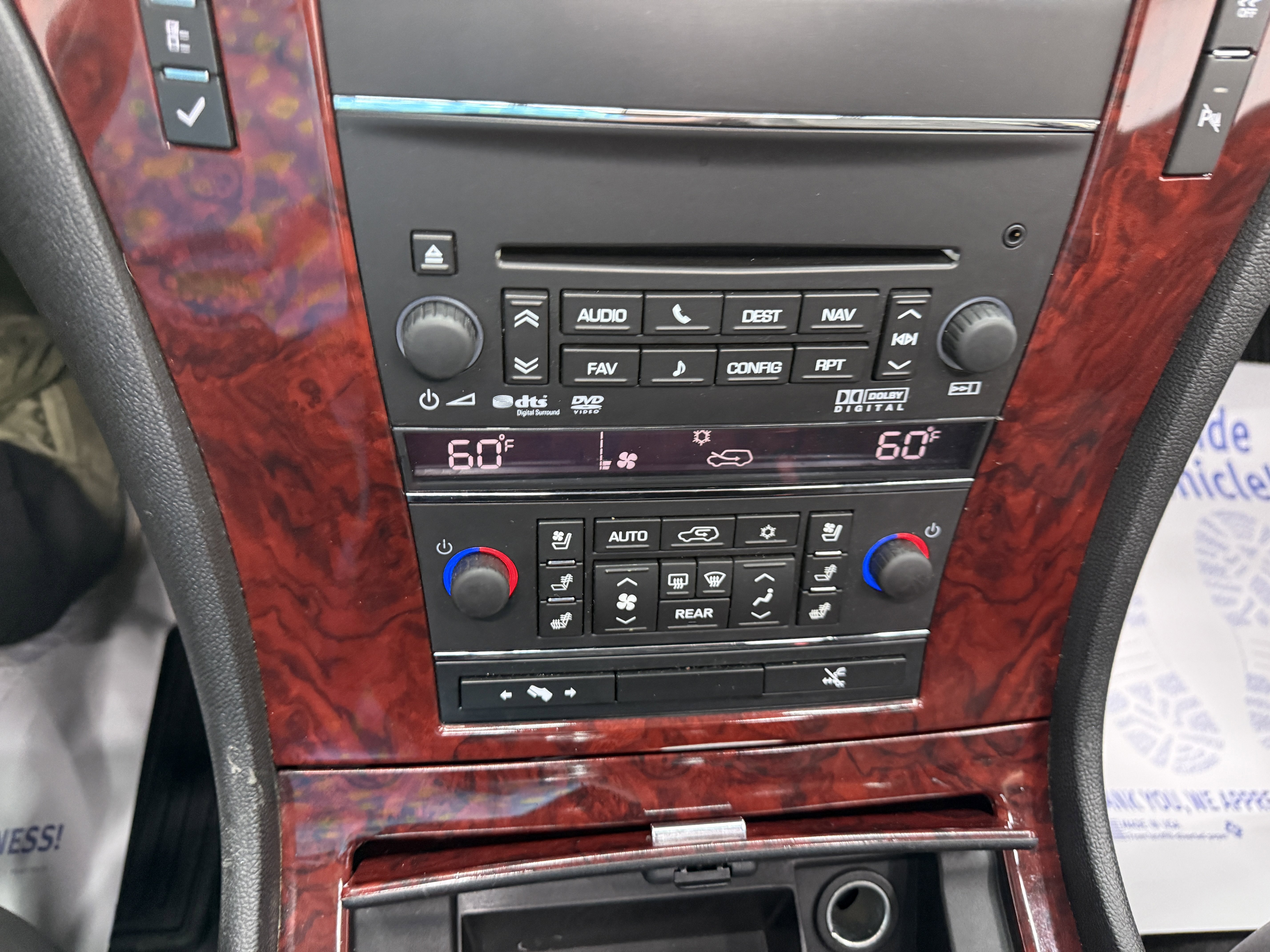 Used 2014 Cadillac Escalade Premium AWD/4WD image 20