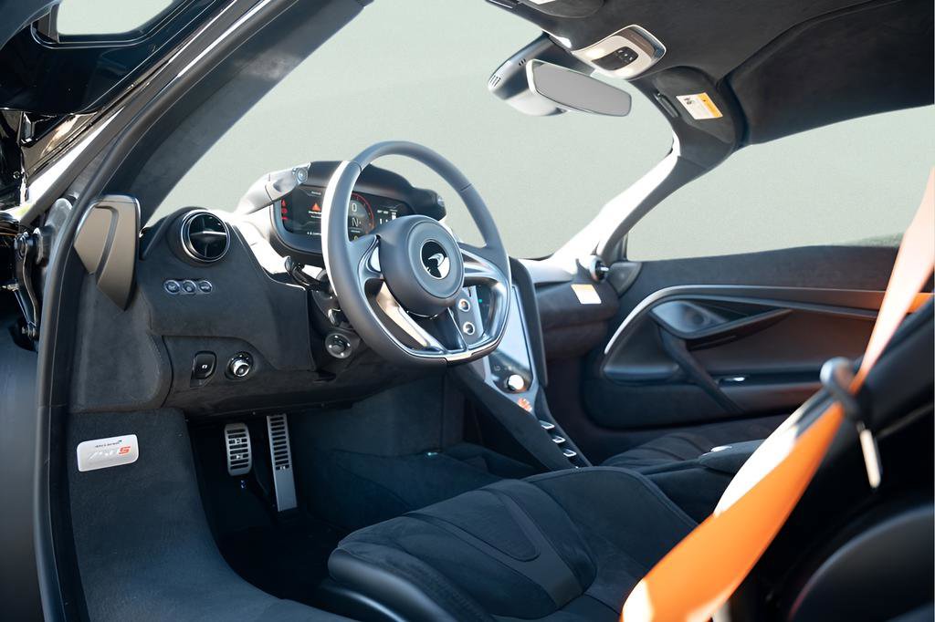 New 2026 McLaren 750S image 38