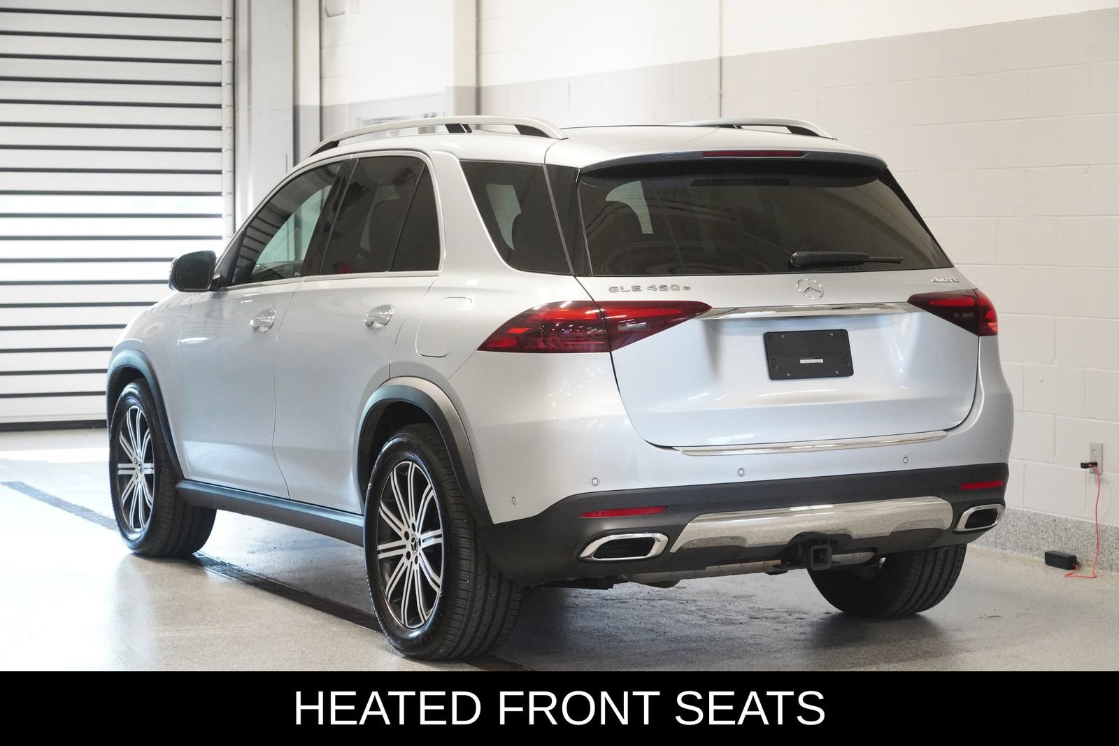 Certified 2025 Mercedes-Benz GLE 450e 4MATIC image 4