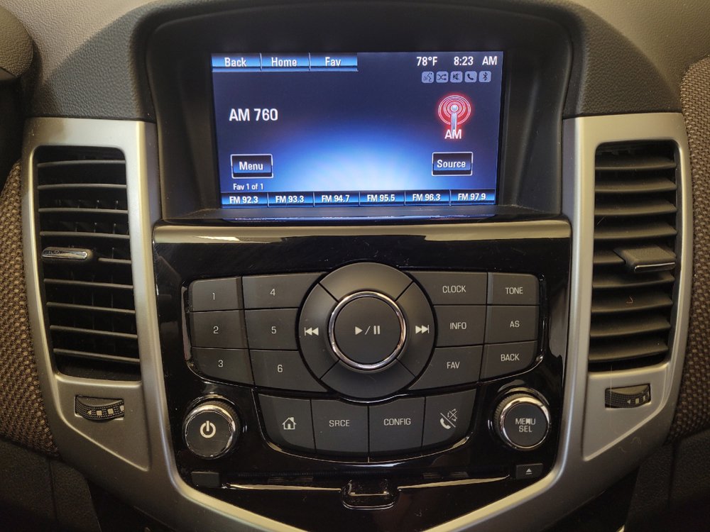 Used 2016 Chevrolet Cruze LT FWD image 25