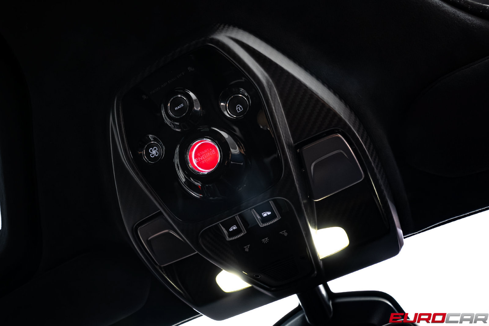 Used 2019 McLaren Senna RWD image 57