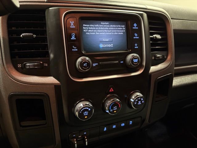 Used 2018 RAM 2500 ST AWD/4WD image 14