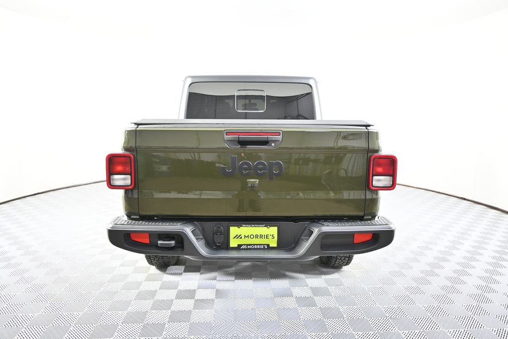 Used 2023 Jeep Gladiator Sport image 5