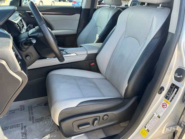 Used 2016 Lexus RX 350 AWD w/ Premium Package image 16