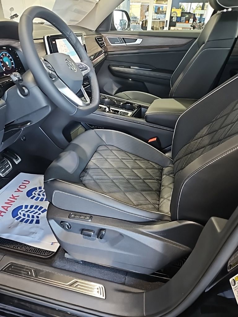 New 2026 Volkswagen Atlas SEL Premium R-Line image 30