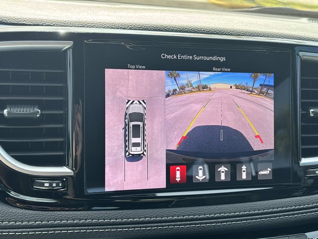 New 2026 Chrysler Pacifica Limited FWD image 20