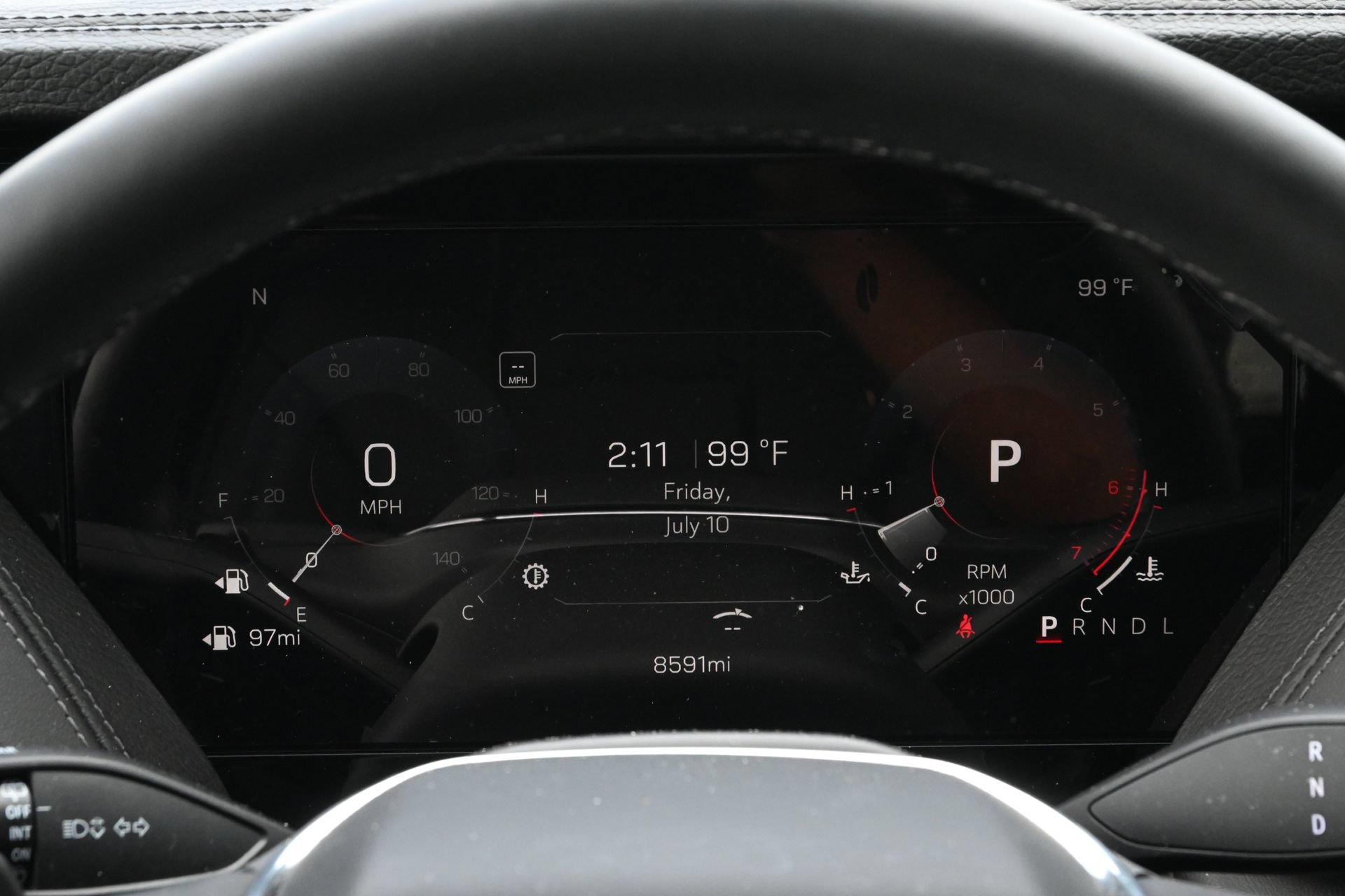 Used 2025 GMC Yukon Denali w/ Sun & Power Step Package RWD image 12