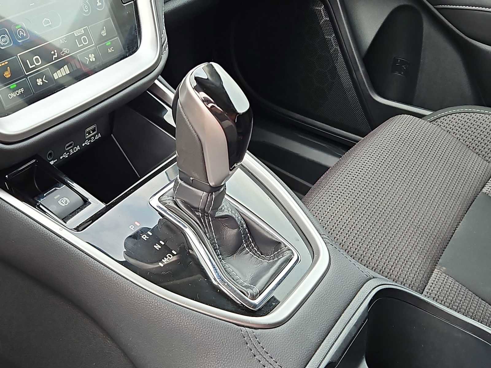 Used 2024 Subaru Outback Premium AWD/4WD image 20