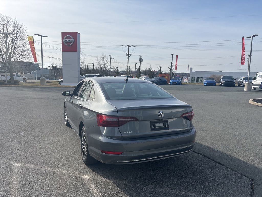 Used 2021 Volkswagen Jetta SE image 5