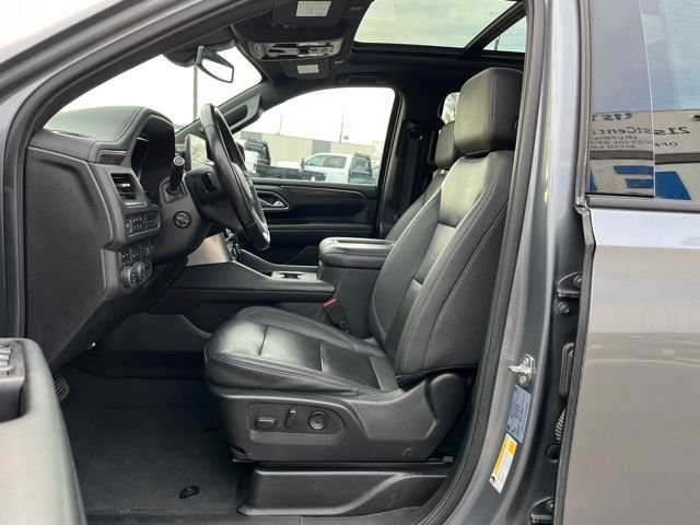 Used 2022 Chevrolet Suburban Z71 w/ Off-Road Capability Package AWD/4WD image 32