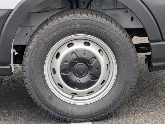 New 2026 Ford Transit 250 Low Roof w/ Load Area Protection Package RWD image 31