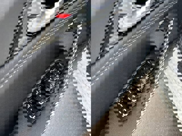 Used 2023 Kia Stinger GT-Line image 11