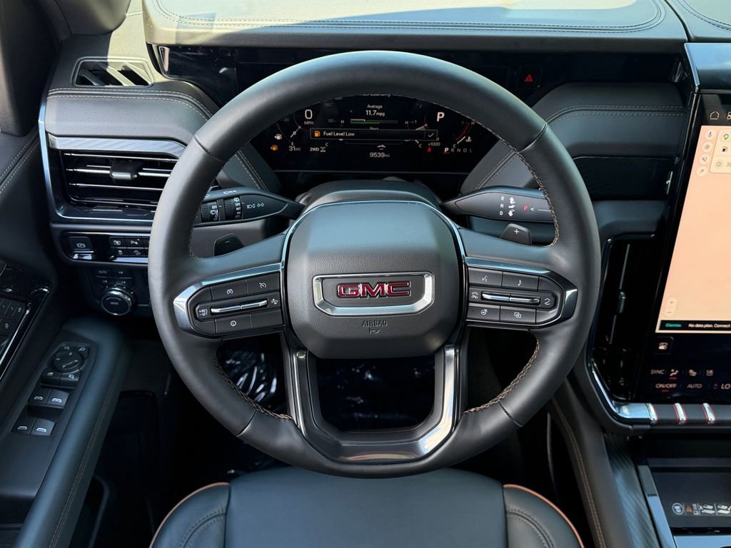 Used 2025 GMC Yukon AT4 w/ AT4 Premium Package AWD/4WD image 20