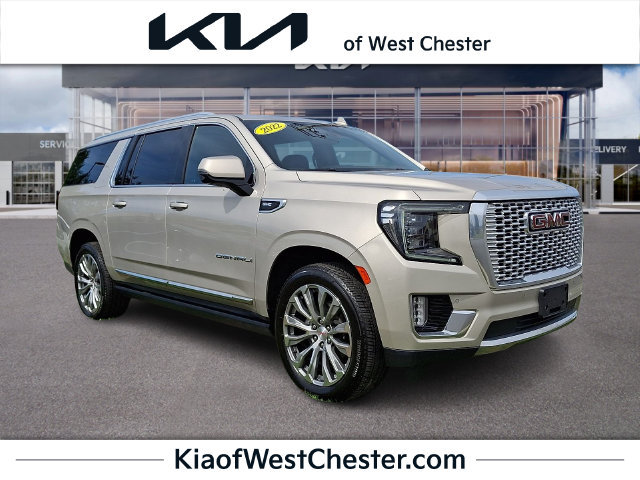 Used 2022 GMC Yukon XL Denali w/ Max Trailering Package AWD/4WD image 1