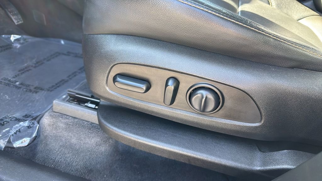 Used 2019 Chevrolet Traverse Premier w/ Redline Edition image 31