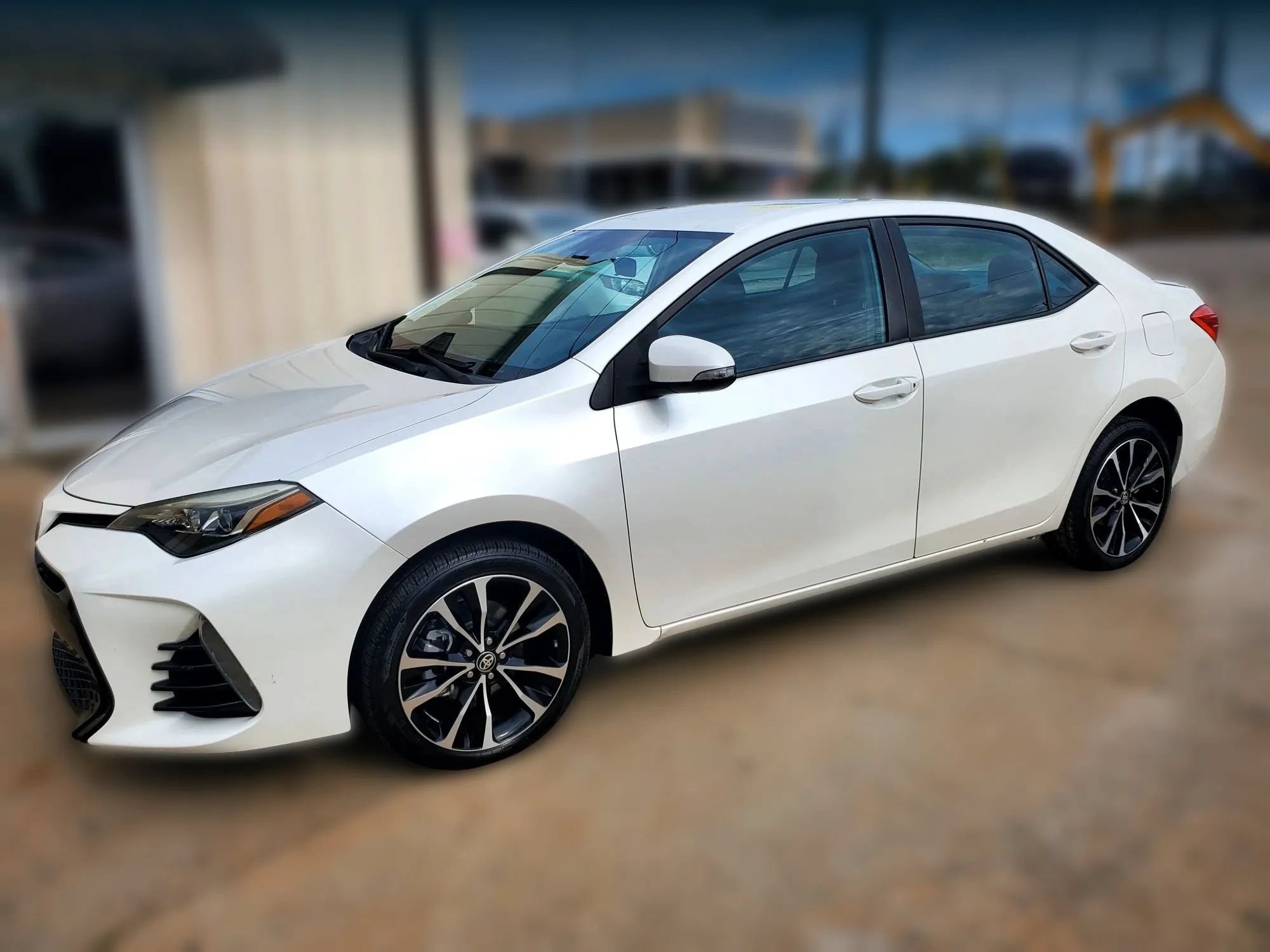 Used 2017 Toyota Corolla SE FWD image 3