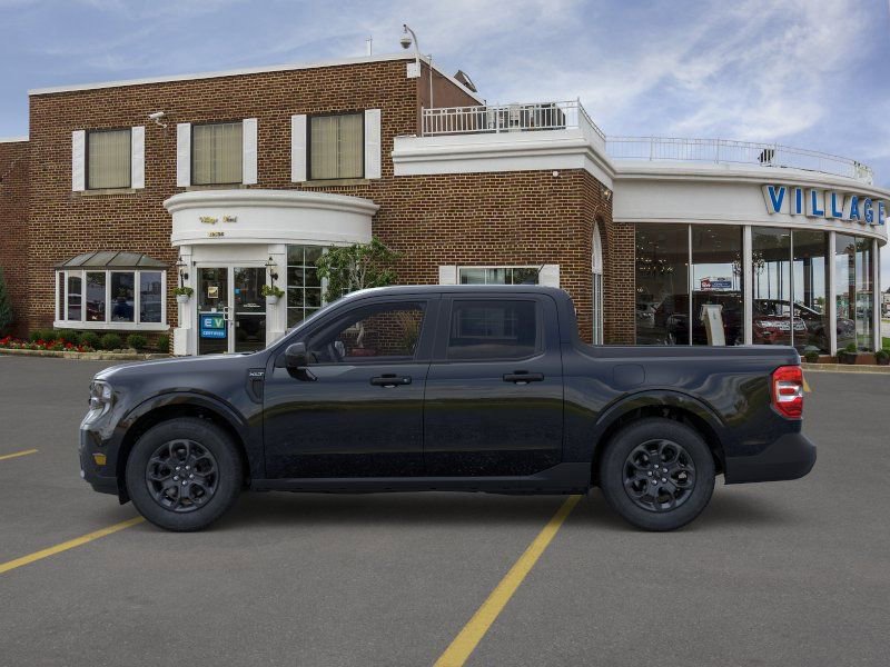 New 2026 Ford Maverick XLT w/ Equipment Group 301A image 3