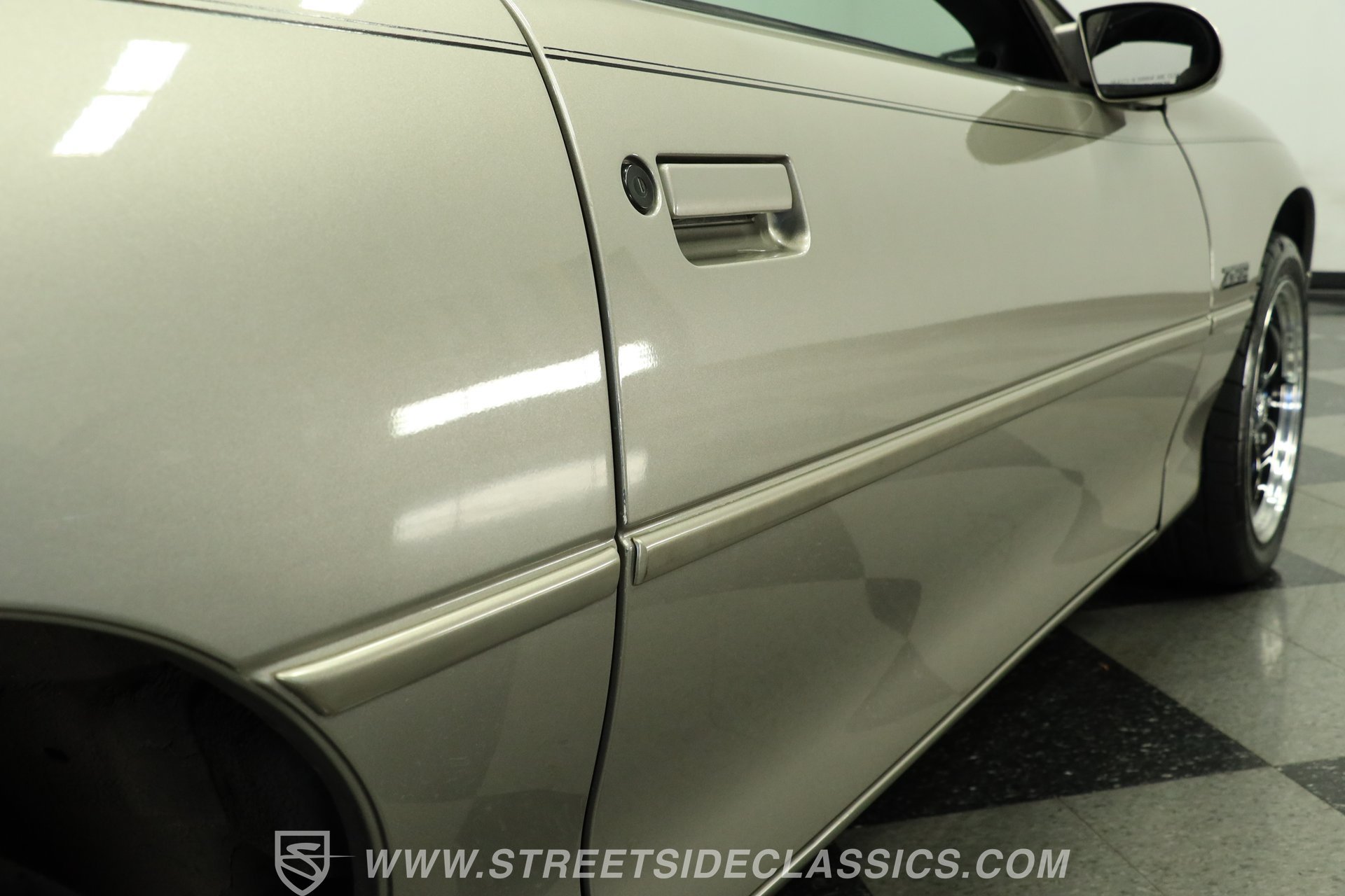 Used 1999 Chevrolet Camaro Z28 RWD image 27