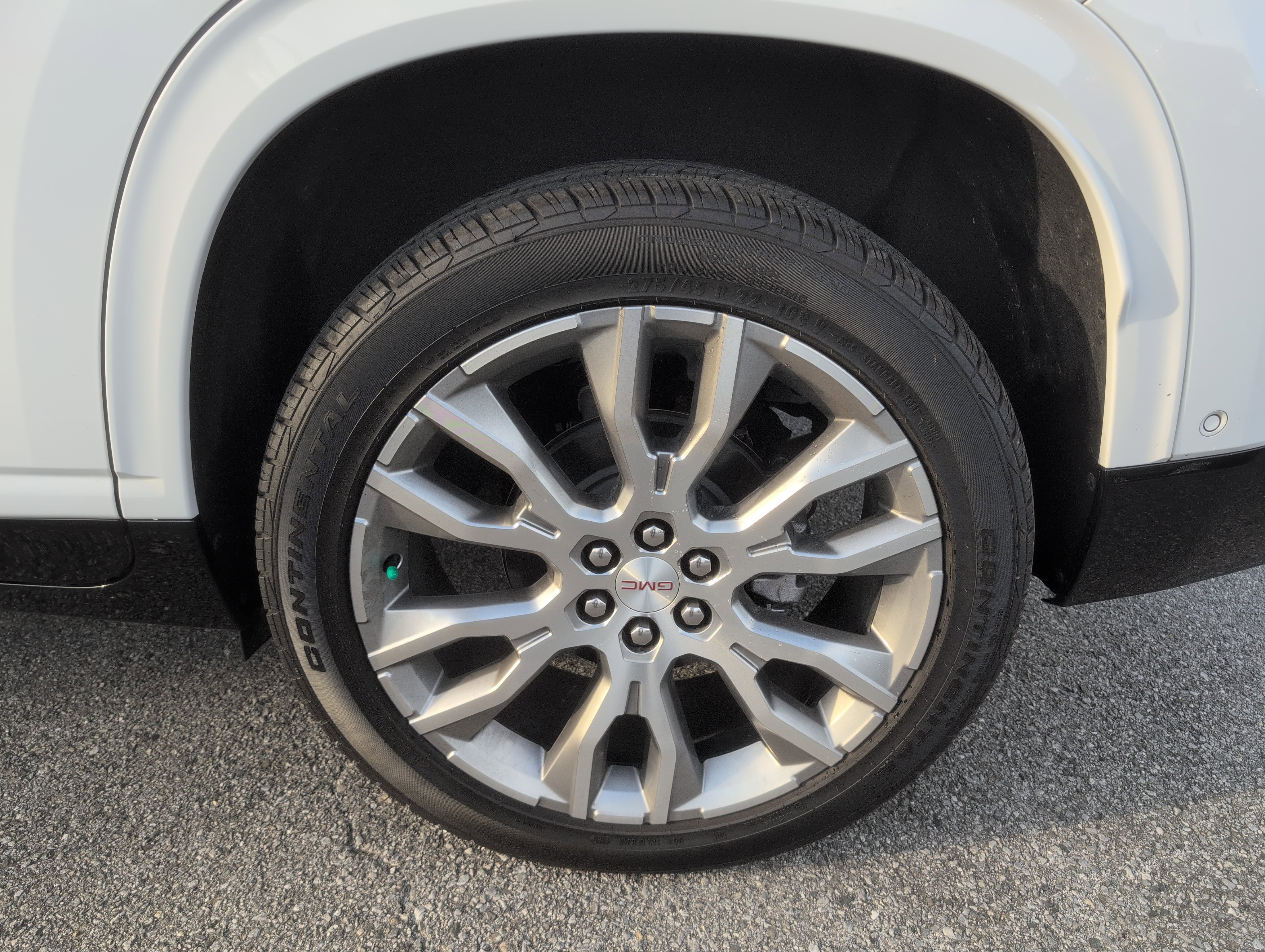 Used 2025 GMC Acadia Denali w/ Super Cruise Package image 5