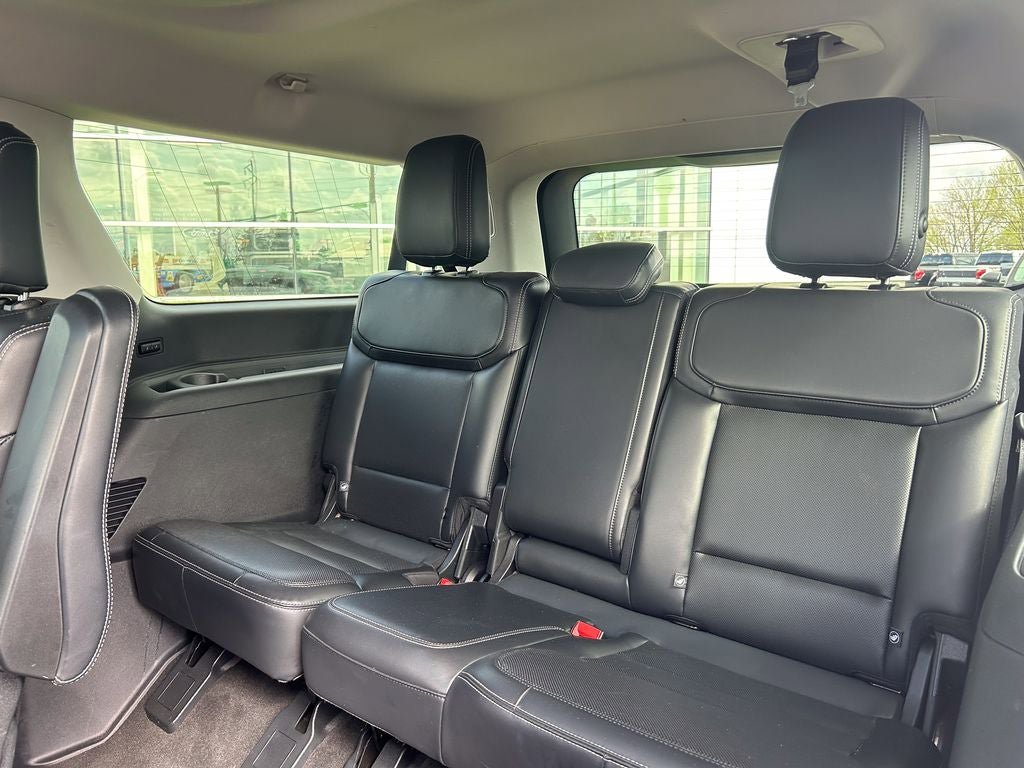 Certified 2025 Ford Expedition Max Platinum AWD/4WD image 15