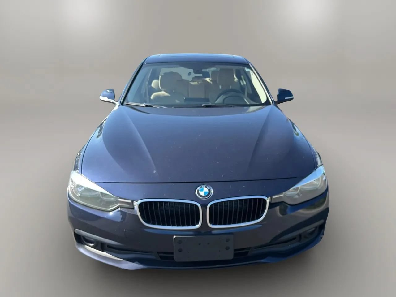 Used 2017 BMW 320i xDrive Sedan AWD/4WD image 2