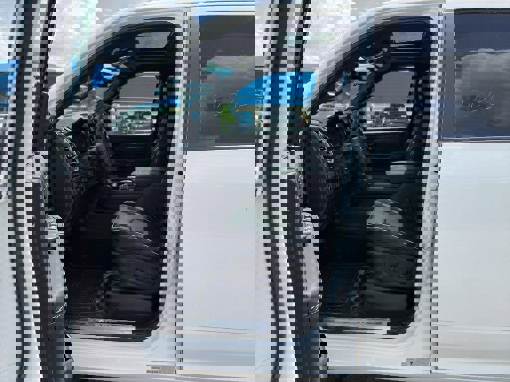 New 2026 RAM 2500 Limited image 11