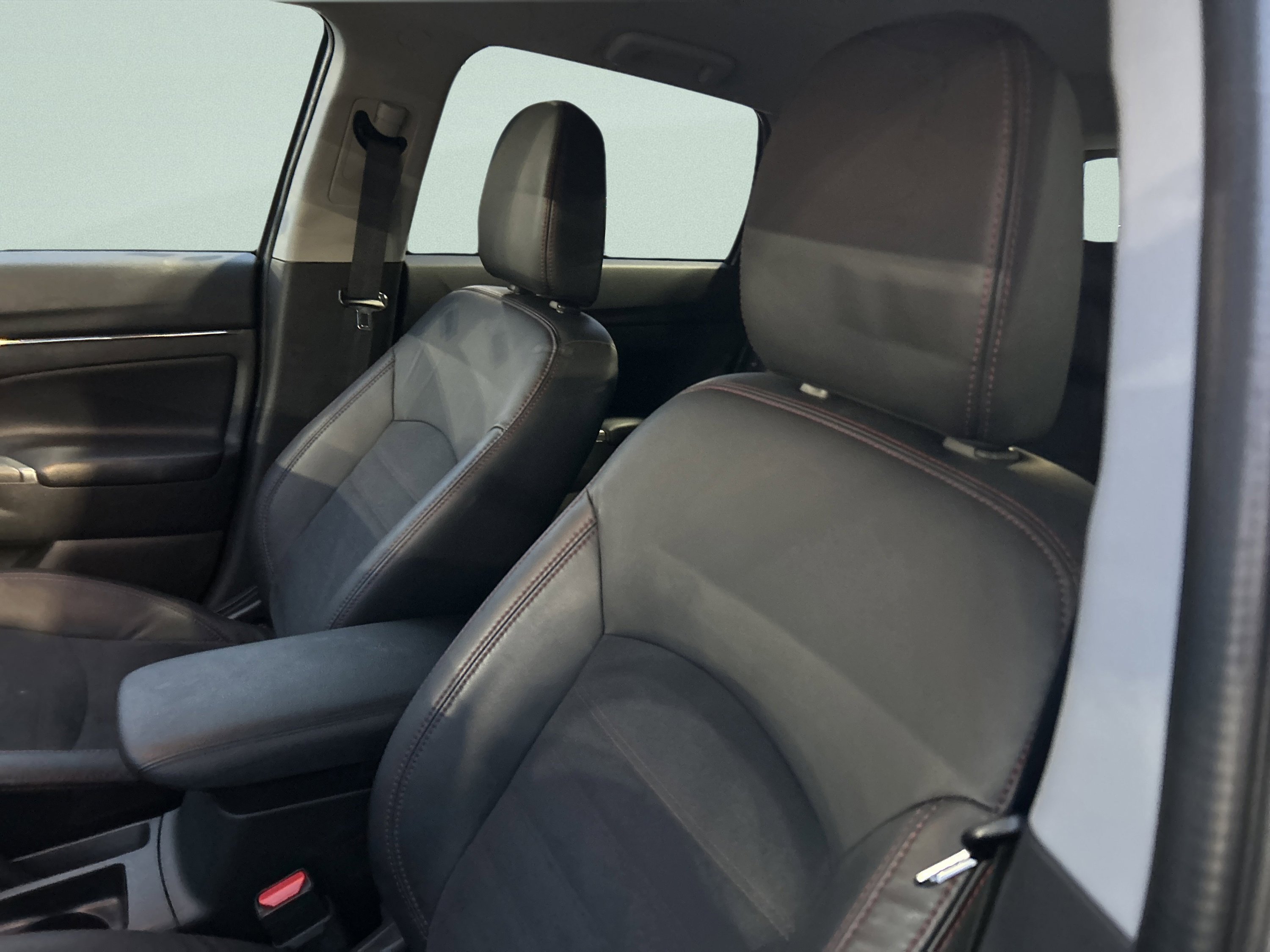 Used 2024 Mitsubishi Outlander Sport SE image 12