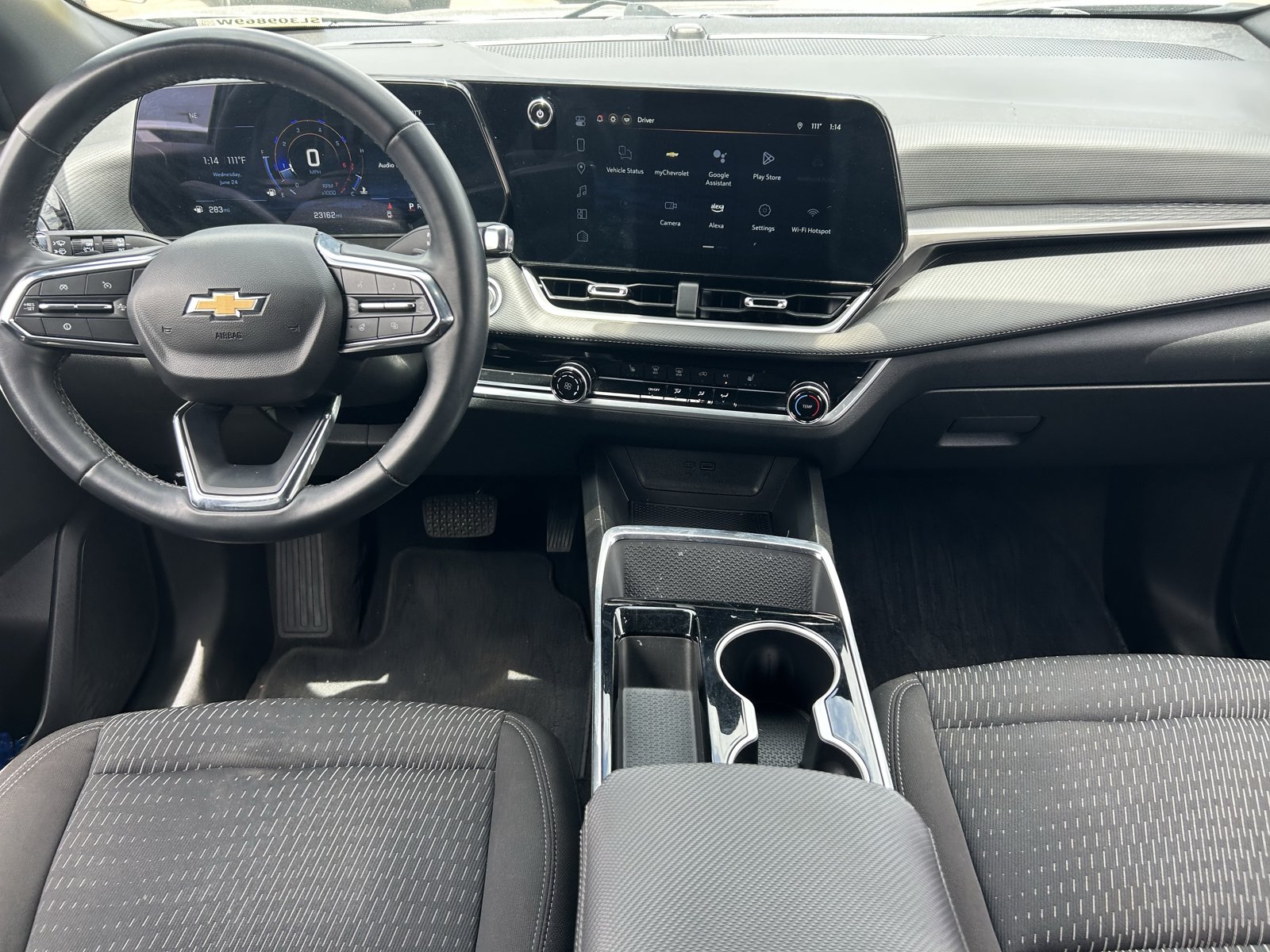 Used 2025 Chevrolet Equinox LT FWD image 16