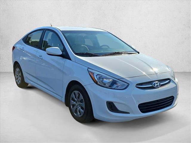 Used 2017 Hyundai Accent SE video 3