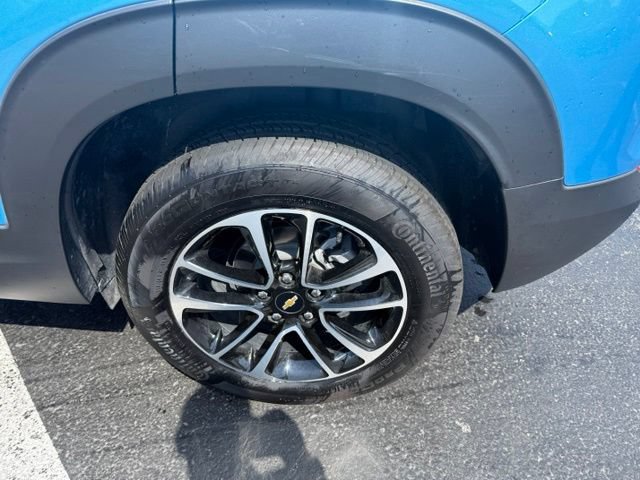 Used 2025 Chevrolet TrailBlazer LT FWD image 5