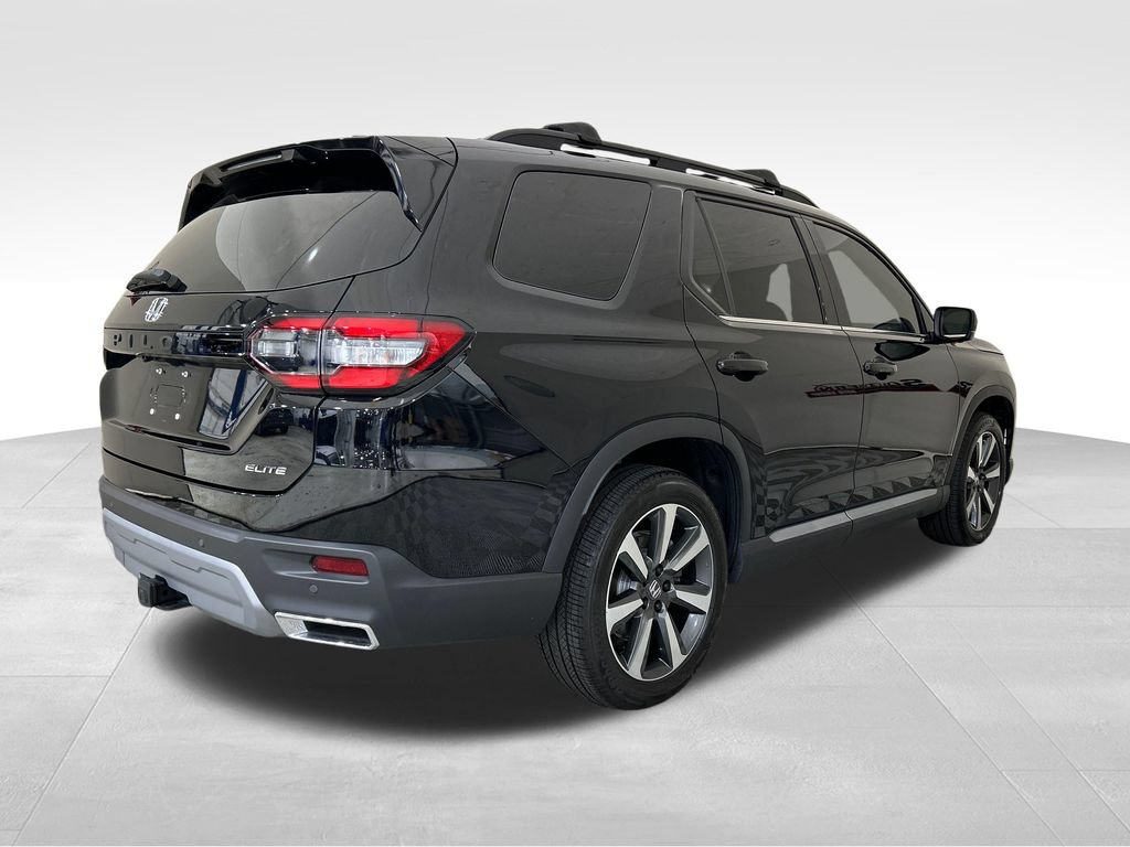 Used 2025 Honda Pilot Elite image 5