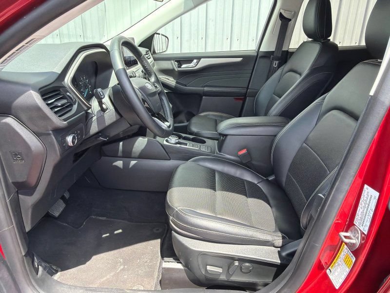 Used 2022 Ford Escape SEL AWD/4WD image 18