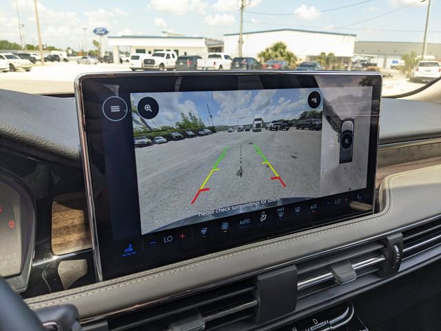 Used 2025 Lincoln Corsair Reserve FWD image 30