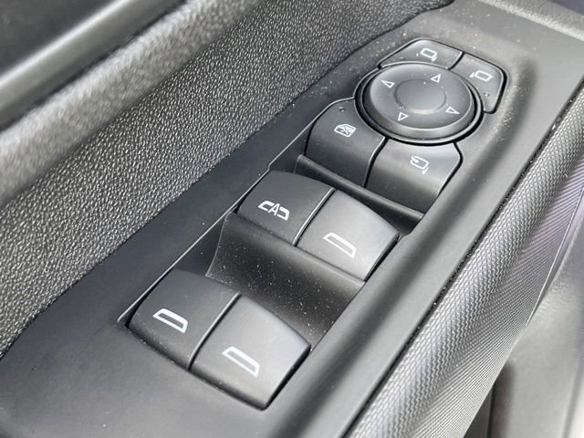 Used 2025 Chevrolet Silverado 3500 W/T image 13