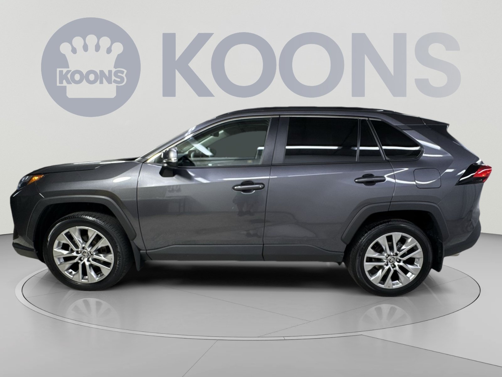 Used 2024 Toyota RAV4 XLE Premium w/ Weather Package AWD/4WD image 17