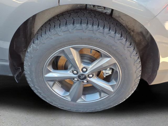 Used 2023 Ford Edge SEL w/ Sport Appearance Package image 16