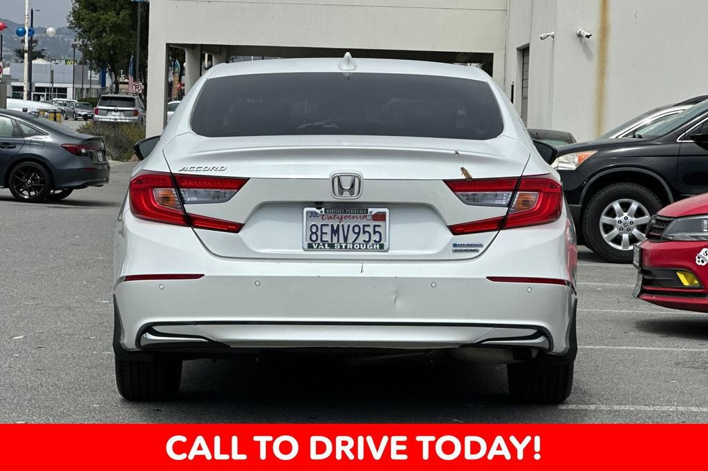 Used 2018 Honda Accord Touring image 4