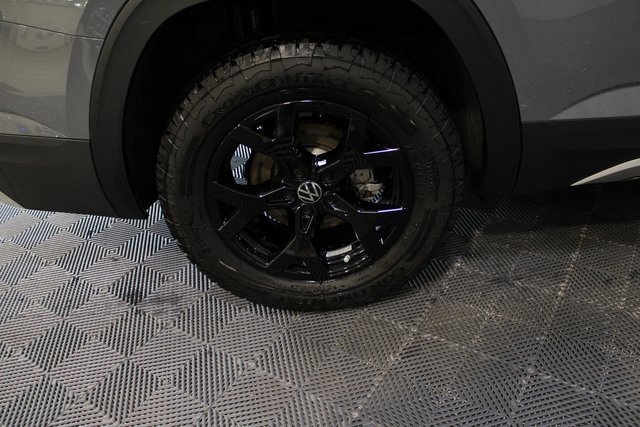 New 2024 Volkswagen Atlas Peak Edition SEL image 27