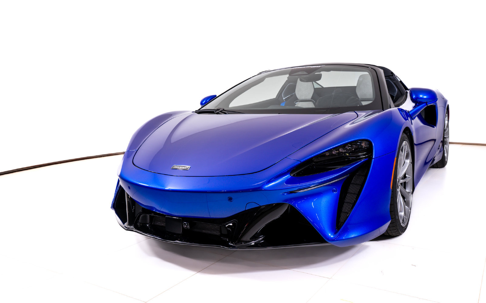 New 2027 McLaren Artura Spider RWD image 12
